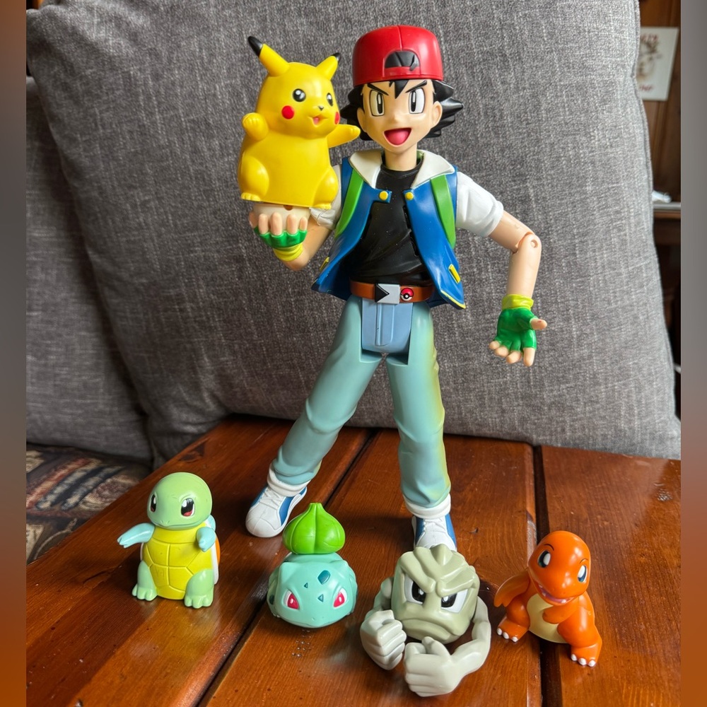 Hasbro Pokemon Trainer Thinkchip Ash 11.5' Action Figure 2001 vintage toys